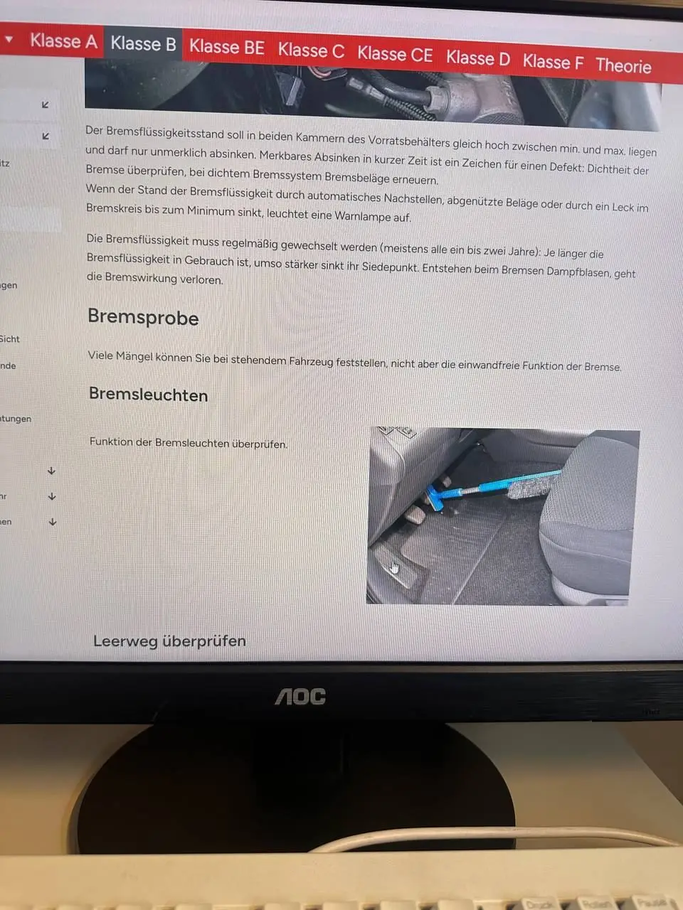 Bremsflüssigkeit Warnung